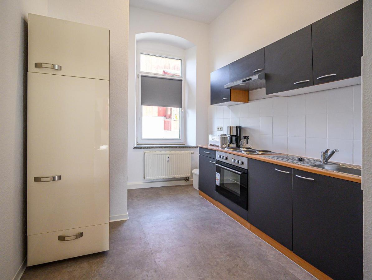 Kleine, Ruhig Gelegene Ferienwohnung In Plauen Exterior foto